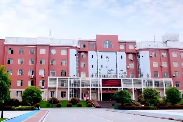 (1)卫生学校.jpg